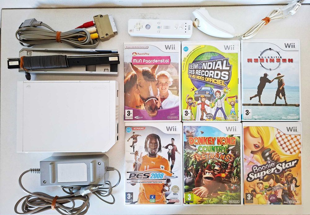 Nintendo Wii Branca 1º Modelo + 1 Comando + 6 jogos *100% Funcional*