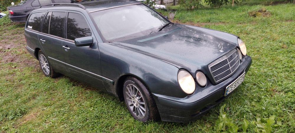 Продам мерседес 210 универсал