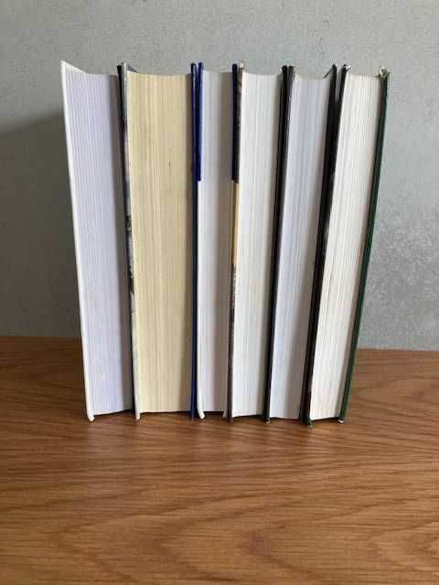 Livros de Sidney Sheldon do Círculo de Leitores
