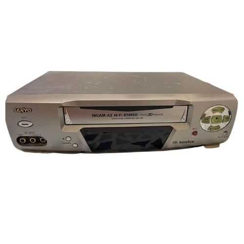 Leitor e Gravador VHS Sanyo VHR-799SP – Restaurado, Testado + Garantia