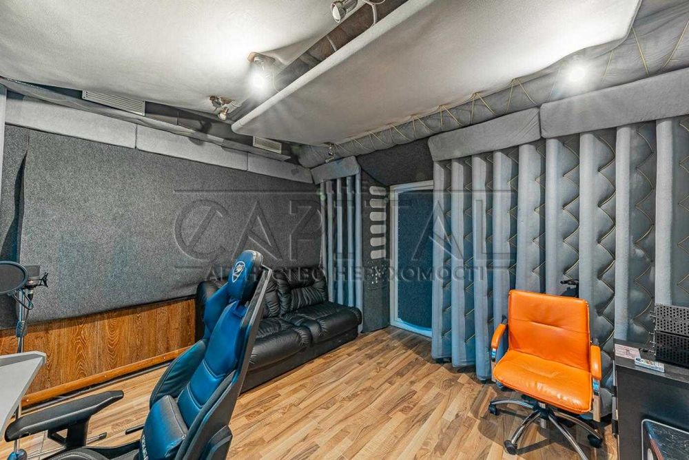 Продажа офиса супер цена 614м2 центр Ігоря Брановицького, 3