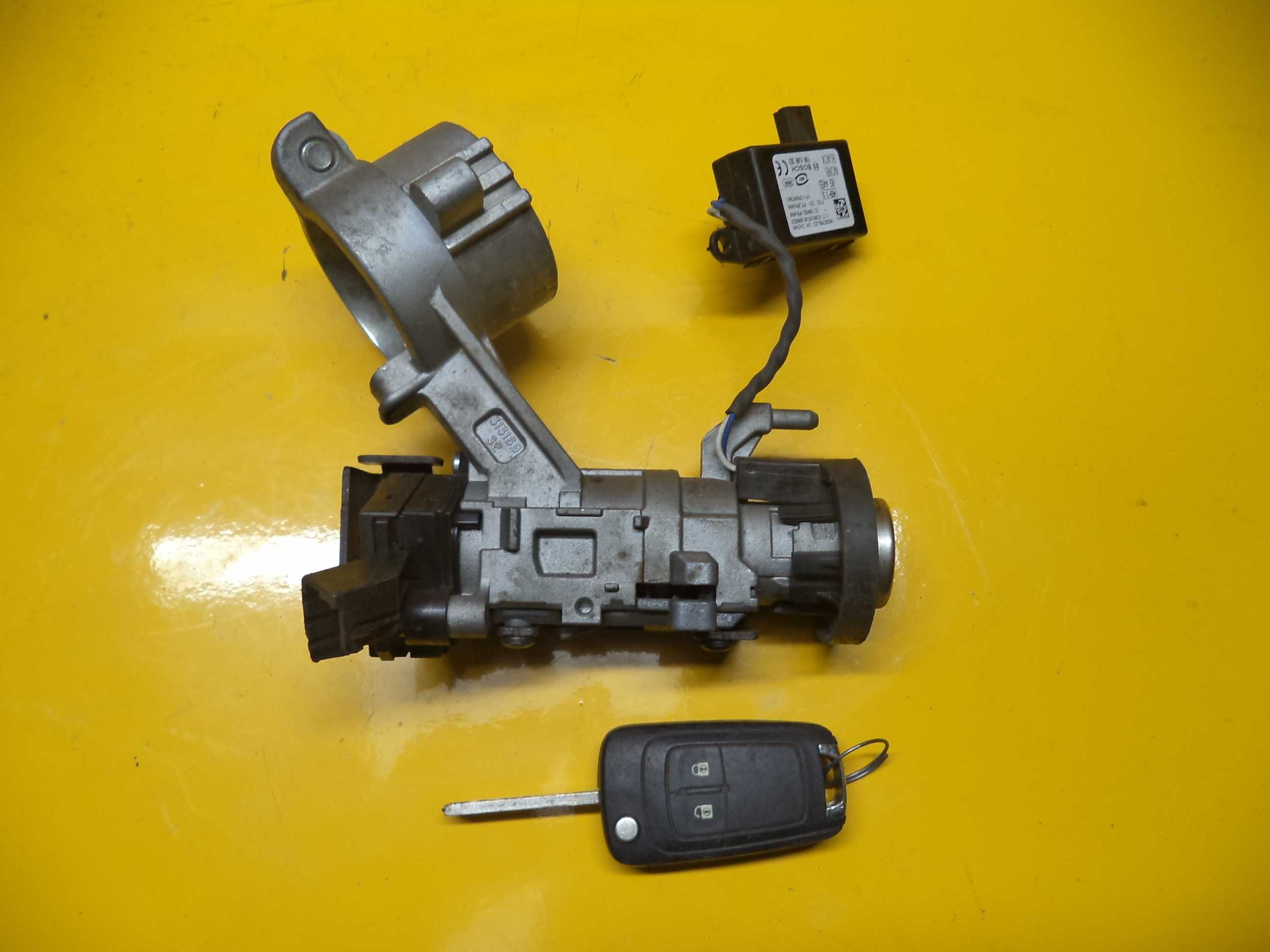 Замок зажигания Opel Astra J Opel Insignia Chevrolet Cruze з 08-17 р.в