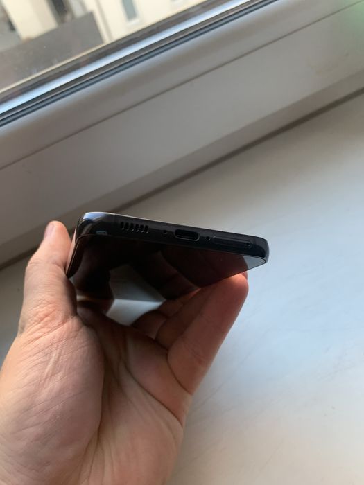 Продам Samsung galaxy s23 256