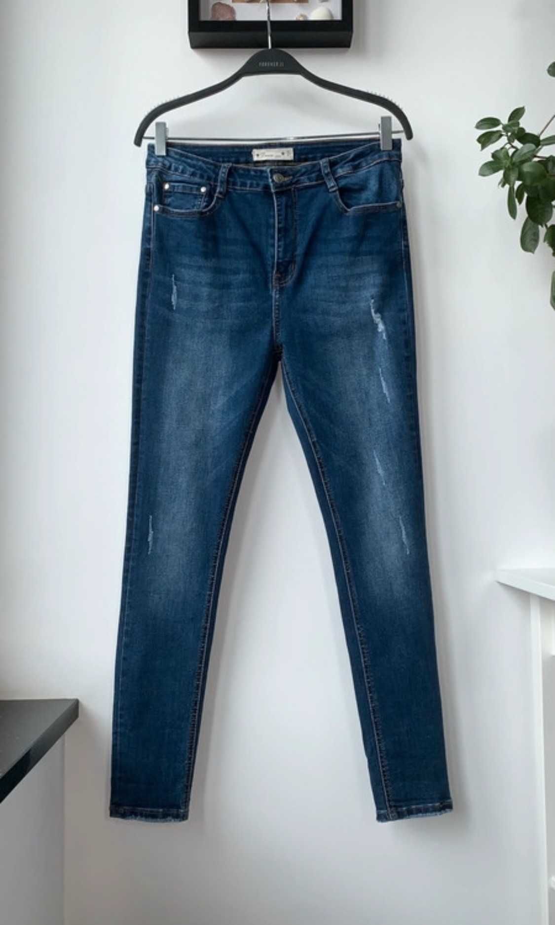 r. 42 / r. XL / Denim Life granatowe dżinsy z wysokim stanem