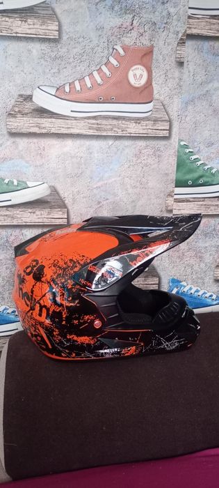 Sprzedam kask pomarańczowy rozmiar M dla 11-13 l