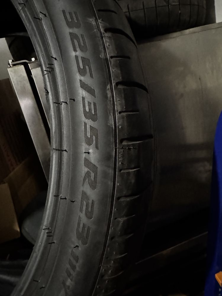 Pirelli P Zero 325/35 R23