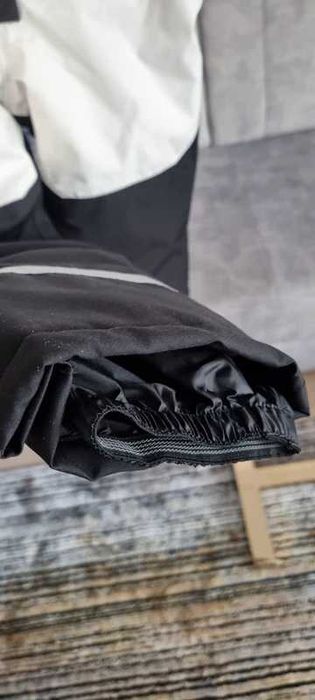 Kombinezon narciarski z kapturem nieprzemakalny C&A r.128