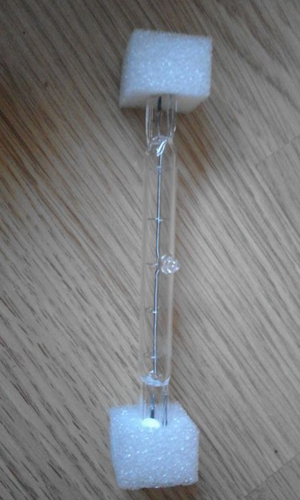 halogen nowy 220/230V 250W