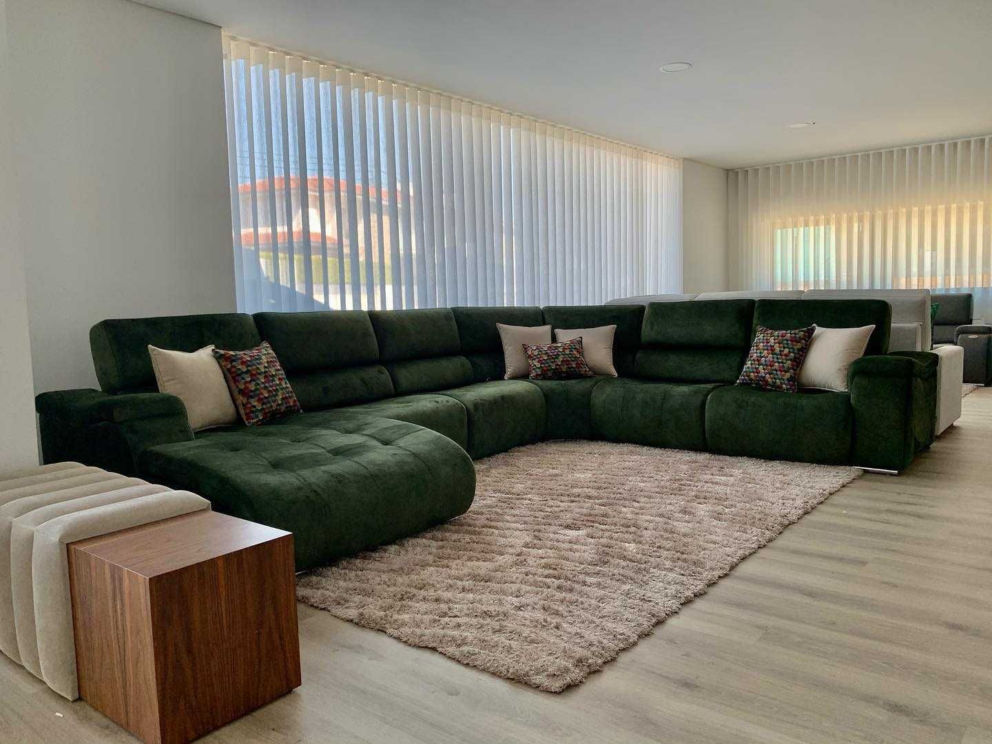 SOFA Canto com chaiselong -  NOVO - FABRICA