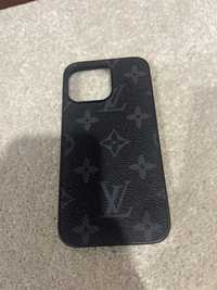 Capa iPhone 13 pro LV