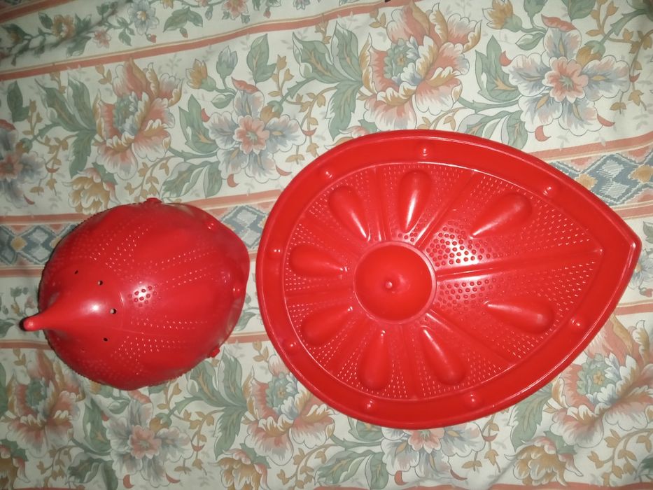 Шлем и щит игрушка СССР оружие богатыря СССР