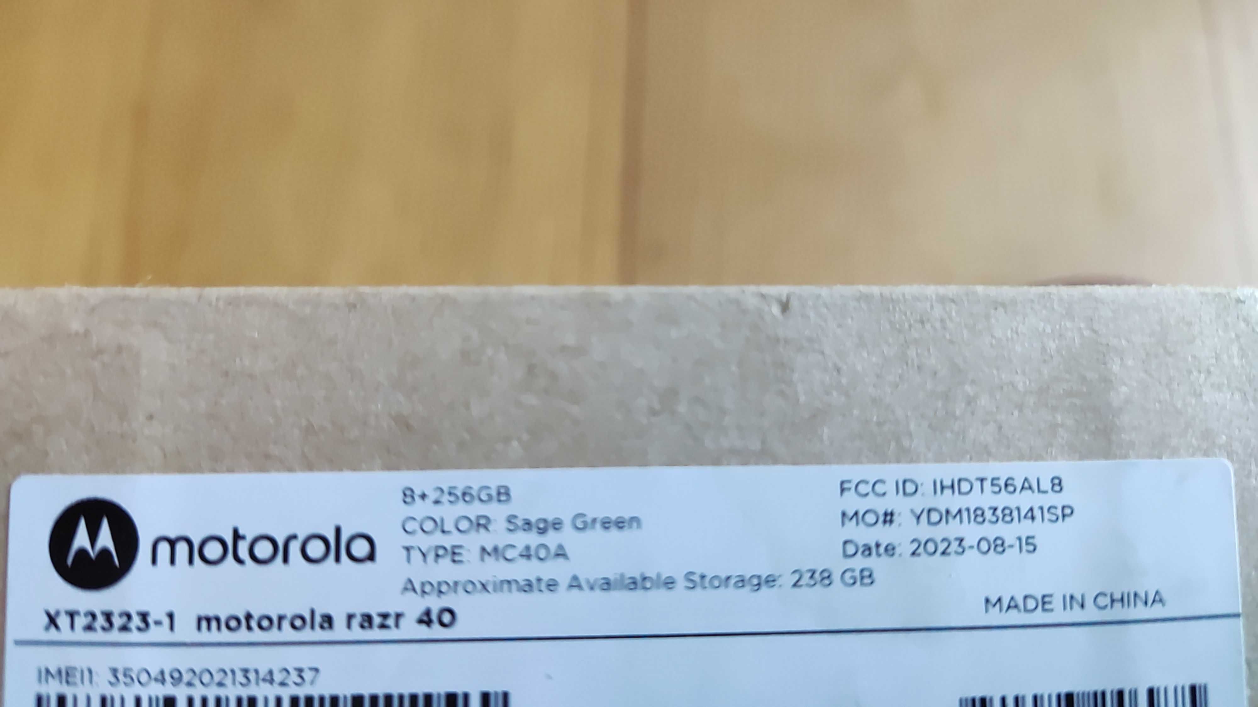 Motorola RAZR 40 8/256