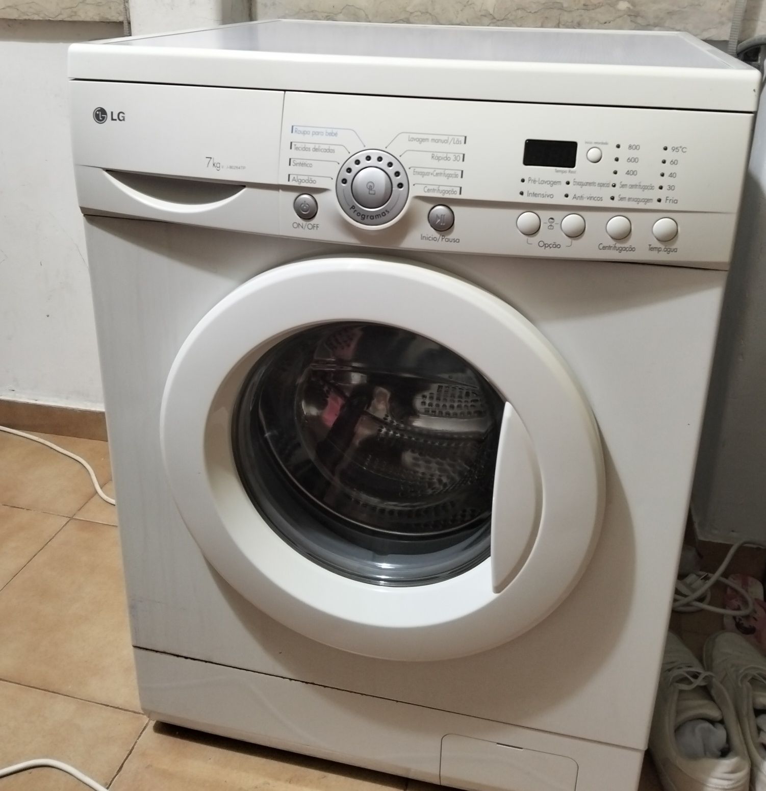 Frigorífico + Máquina de lavar