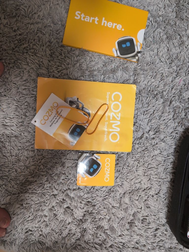 Anki Cozmo + Кейс