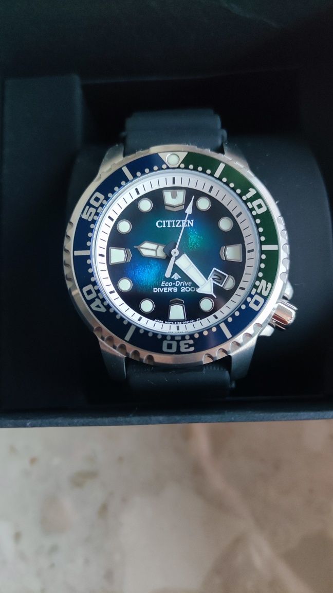 Citizen unite with the blue BN0166-01L
