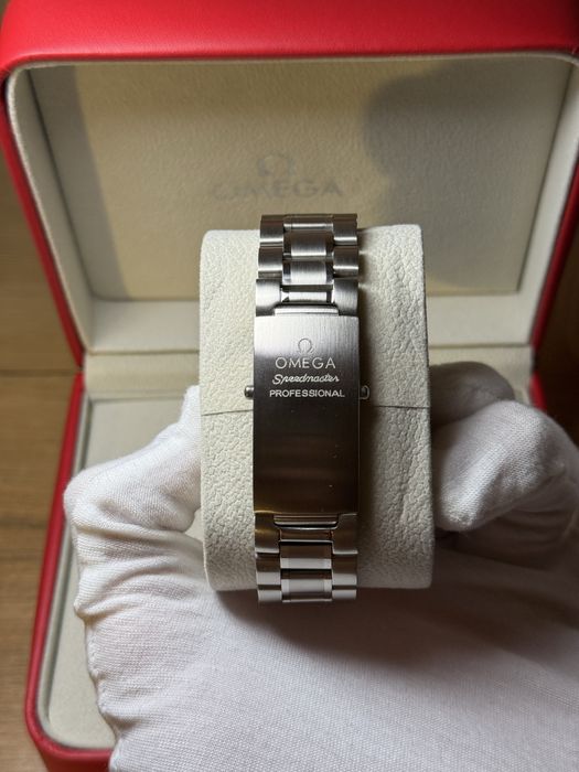 Omega Speedmaster Professional