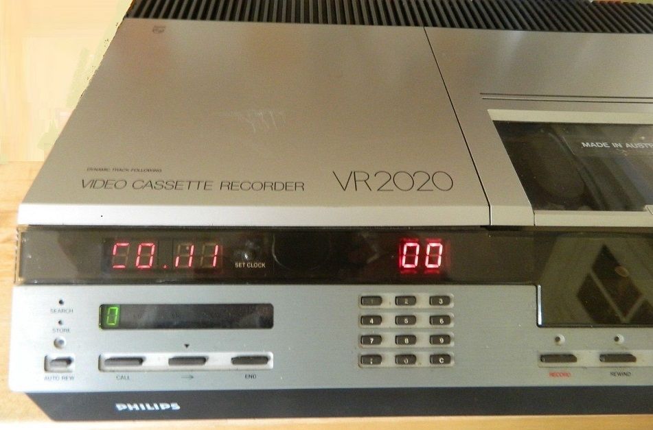 Gravador de cassetes de video Philips VR 2020, vintage anos 80