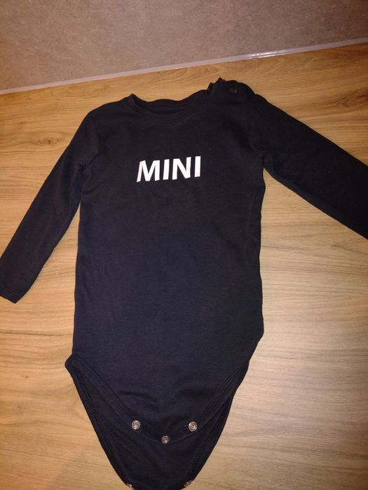 Body czarne modne mini