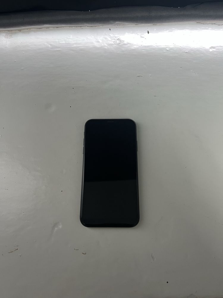 iPhone XR 128 гб