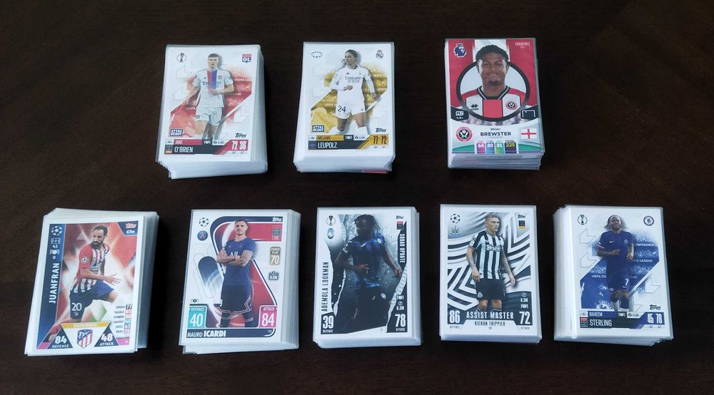 399 базових карток Topps/Panini