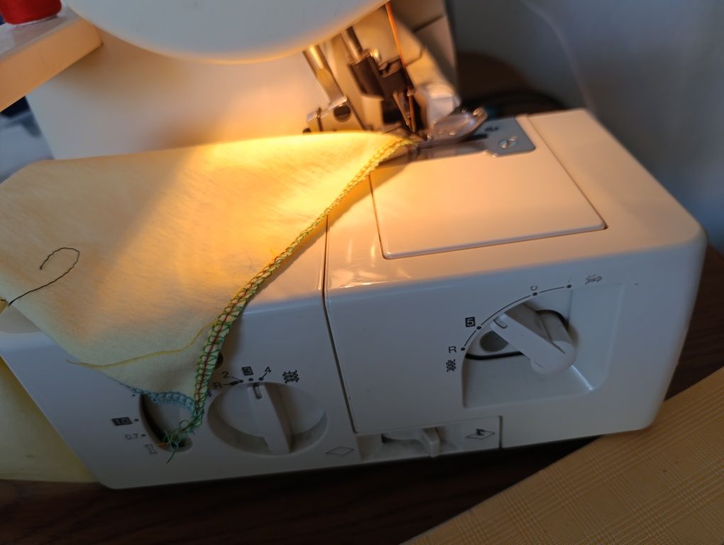 Overlock, owerlok brother 4 nitki