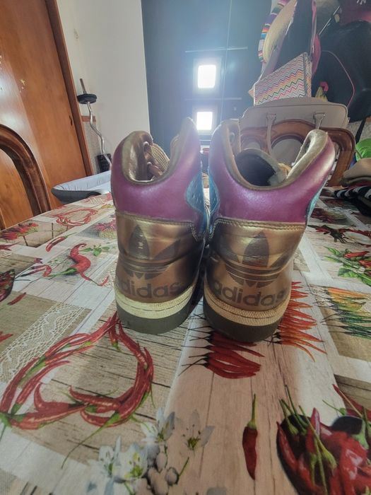 Sapatilhas adidas cano alto