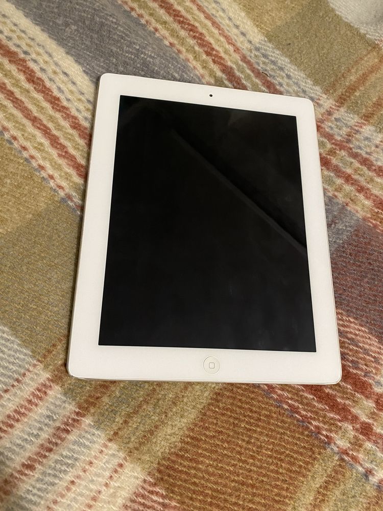 Продам iPad 2 покоління