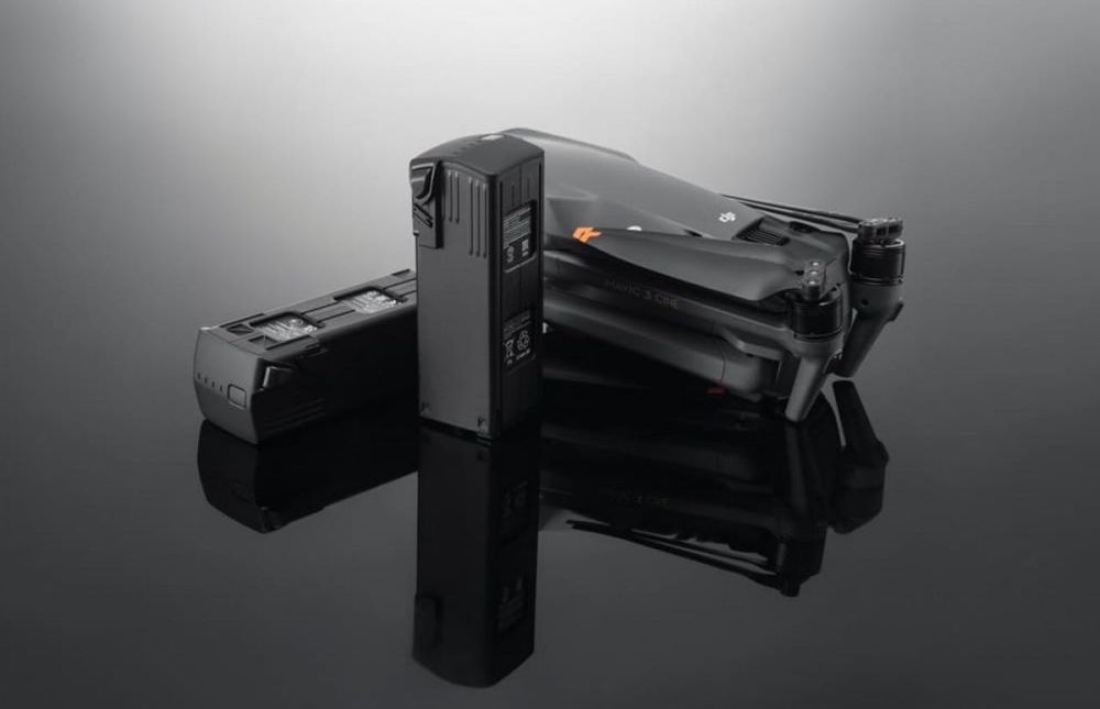 Продам батарею (змінний акумулятор) для дрону Dji Mavic 3.