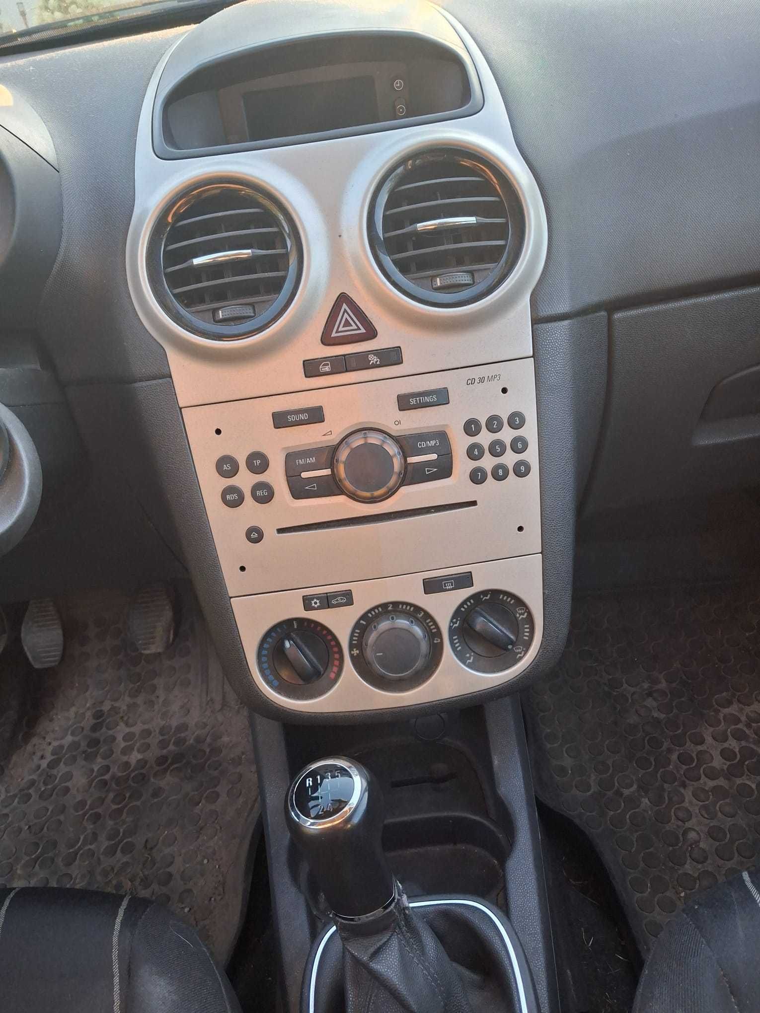 Opel Corsa 1.3 CDTI 2008r
