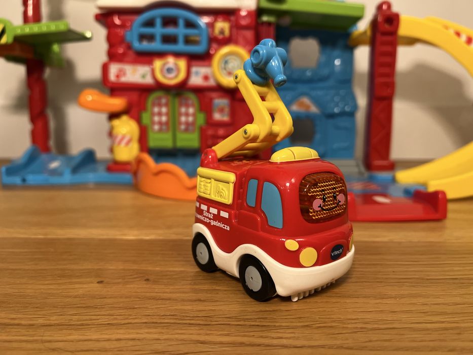 Remiza Strażacka Tut Tut Autka VTech.