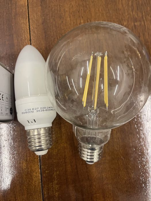 Żarowki używane zimny odcien