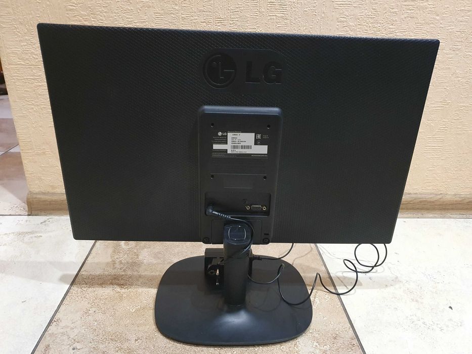 LED Монітор LG 22M35A 75 Гц (VGA) Full HD 1920х1080