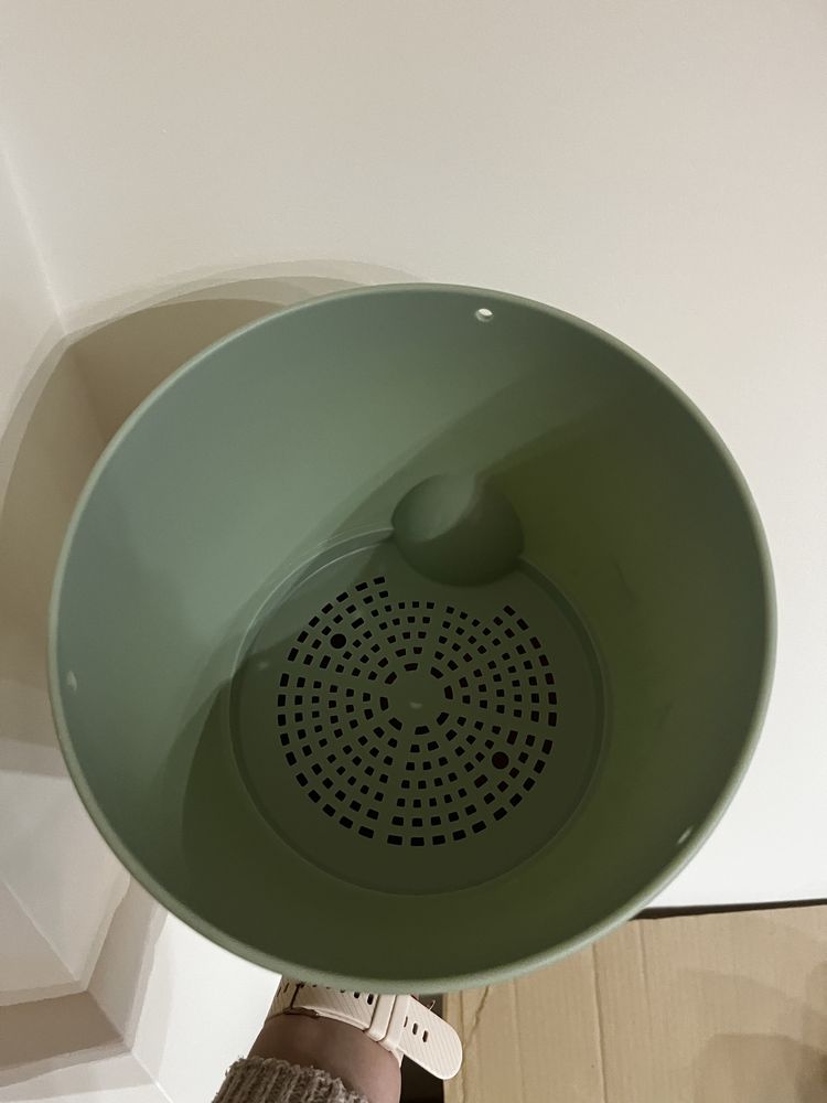 Doniczka wisząca z otworami drenażowymi 20 cm