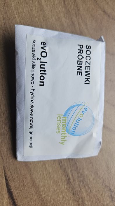 Oddam miesięczne soczewki -3.25 nowe