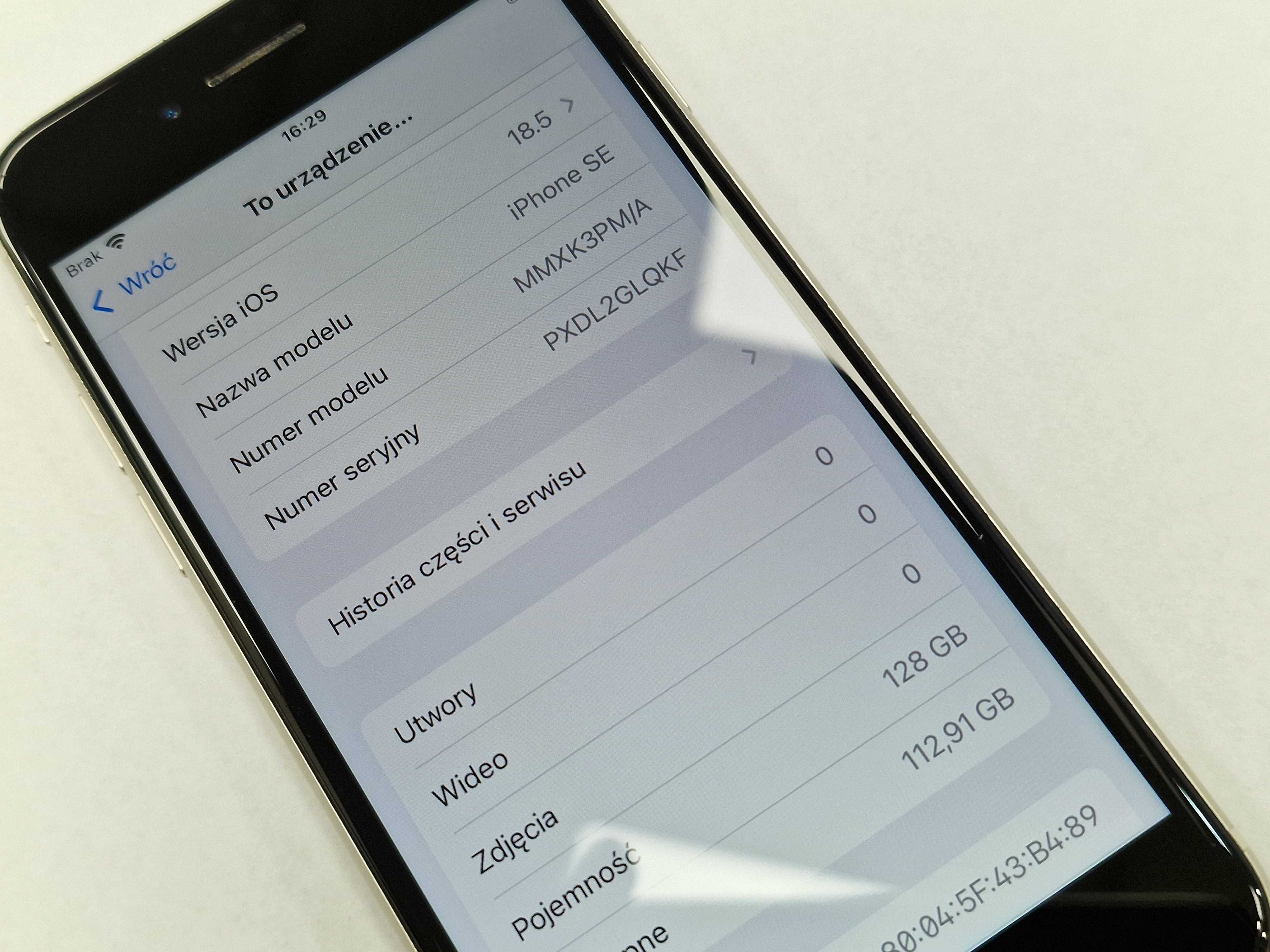 Iphone SE 2022 5G/ 128GB/ Starlight/ BAT 73%/ charczy górny głośnik