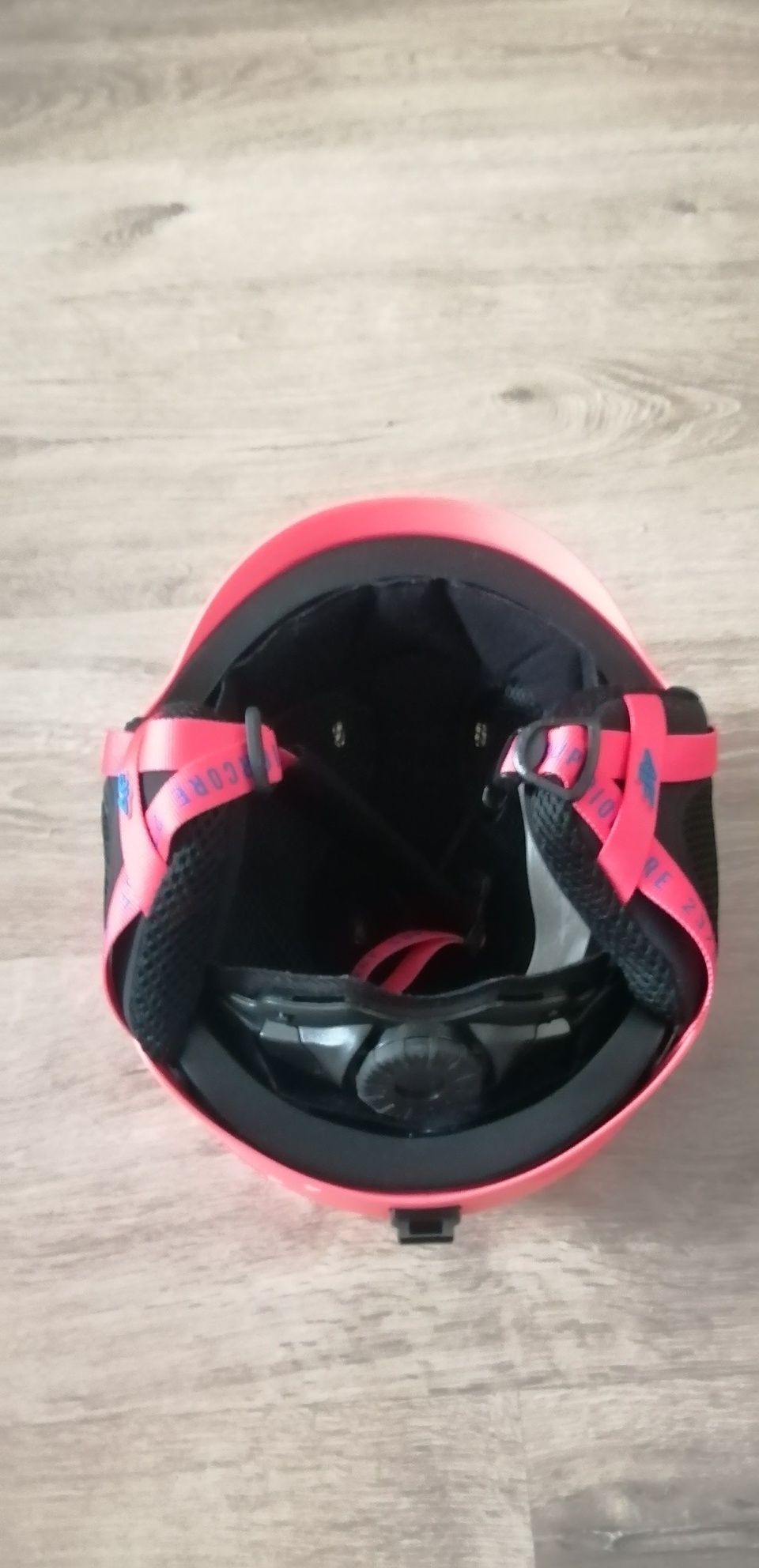 Kask narciarski firmy 4f