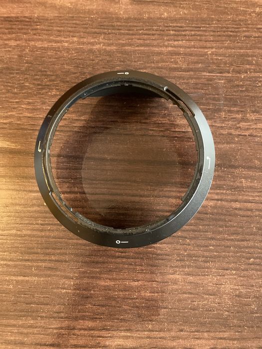 Osłona przeciwsłoneczna Nikon HB-CP1