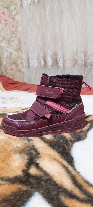 Зимние запожки Clarks для девочки  32р 19,5см