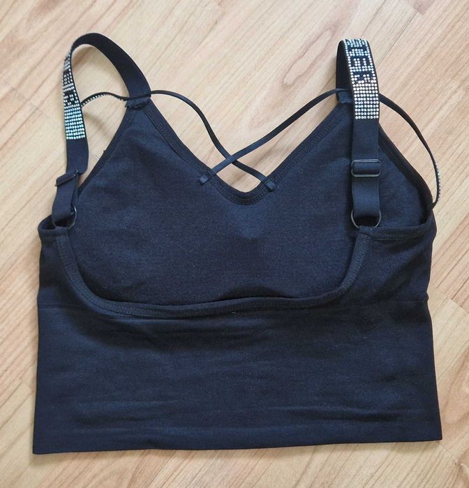 Piękny crop top z cyrkoniami i paskami na dekolcie S