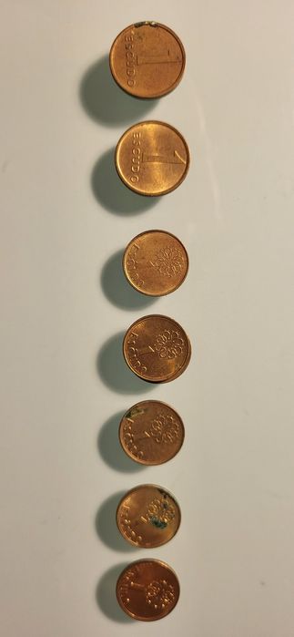 Moedas de 1 Escudo.