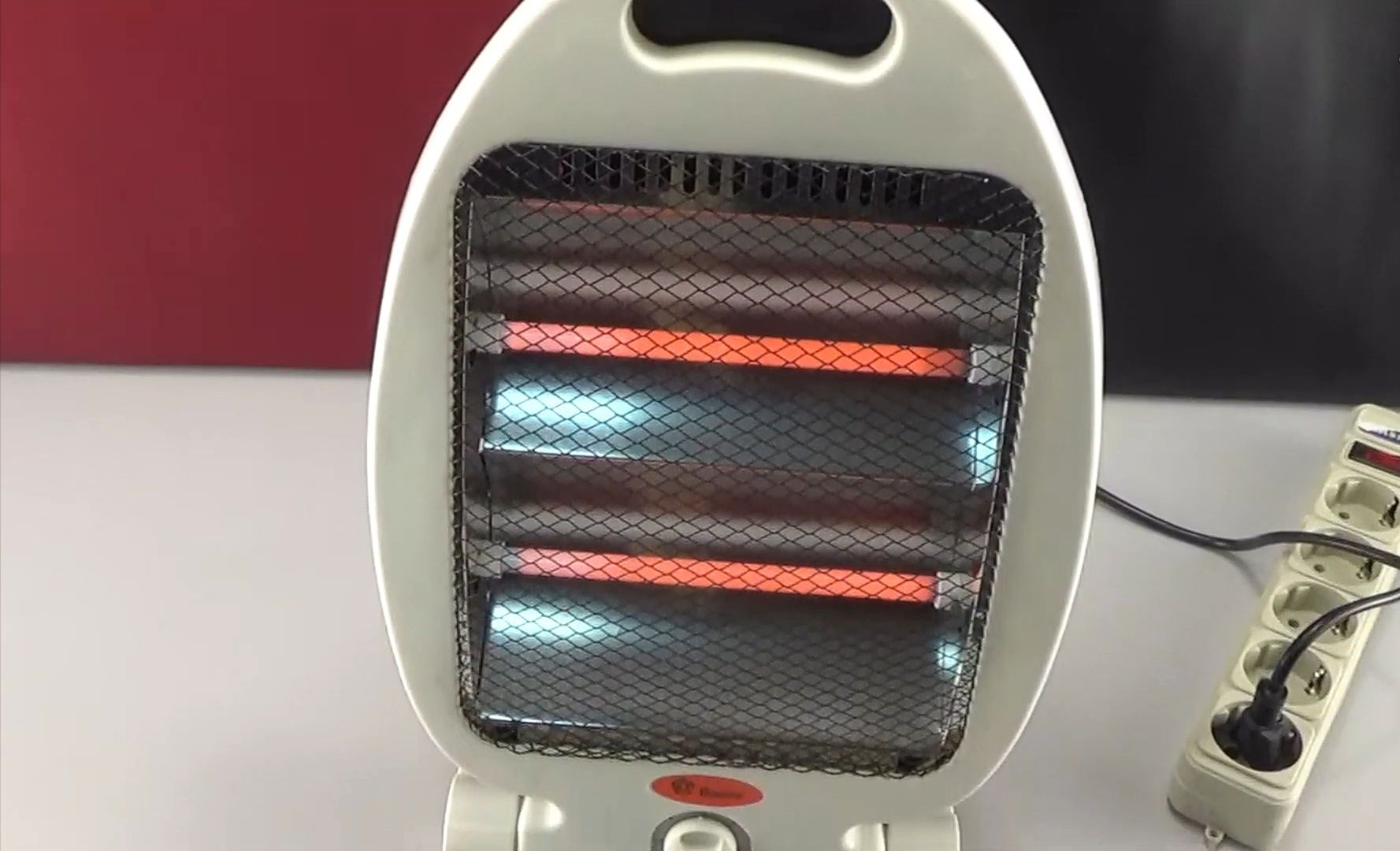 Обігрівач / кварцевый обогреватель / Heater / для дому, дачі, офісу