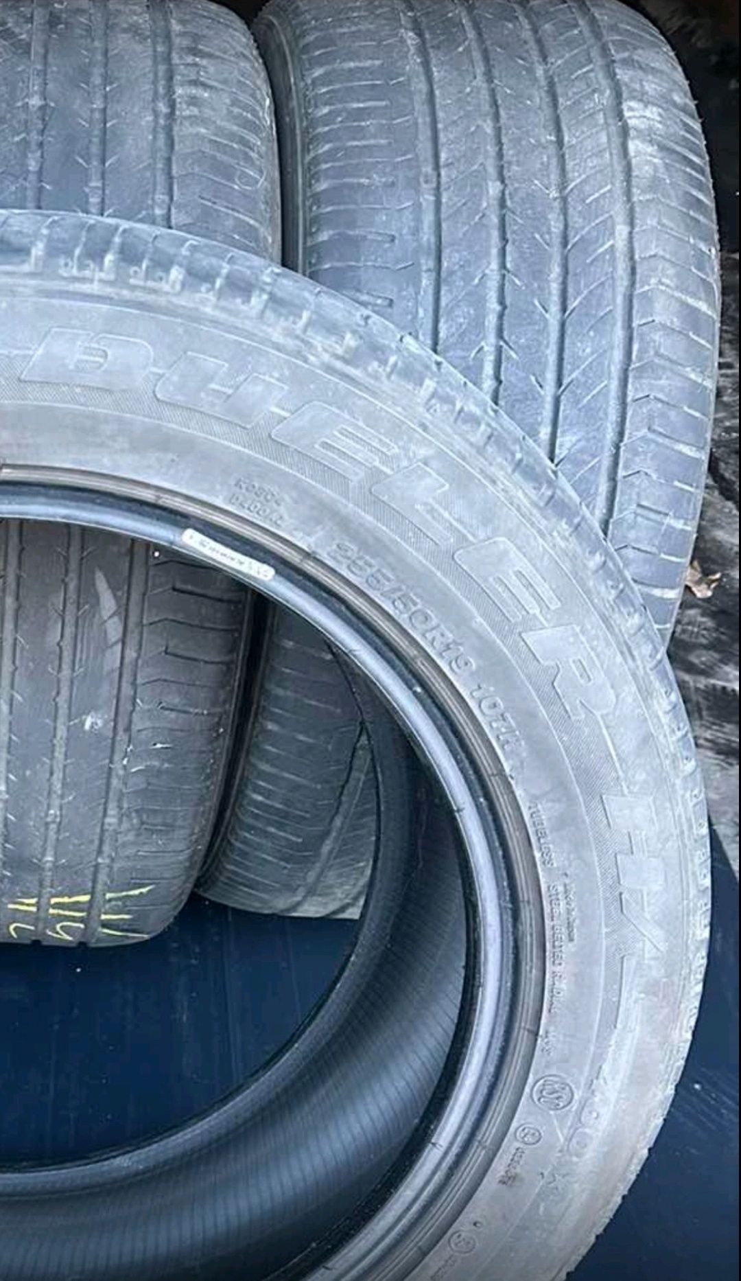 Bridgestone Резина літня R19  255×50 107H