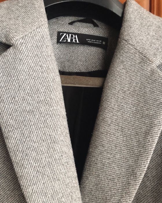 Sobretudo Cinza ZARA