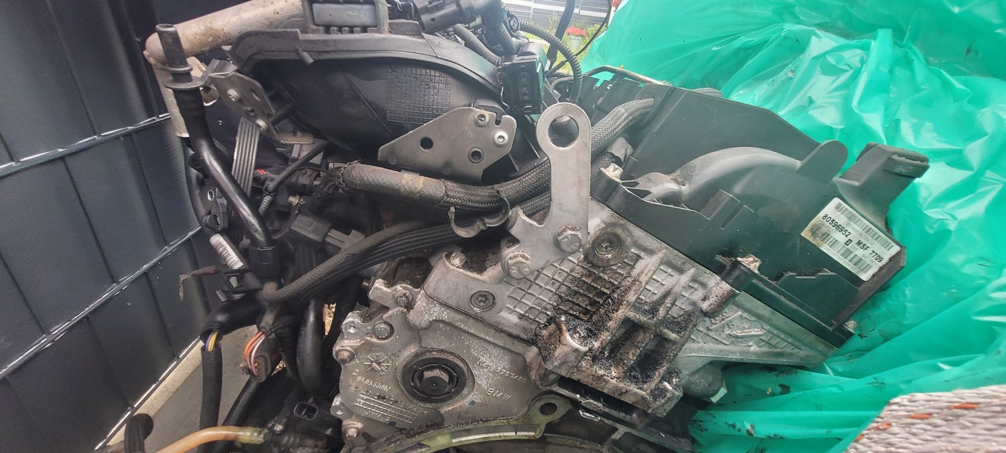Silnik BMW X3 E83 2.0D N47 120 – uszkodzony kompletny