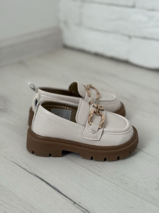 Дитячі лофери///