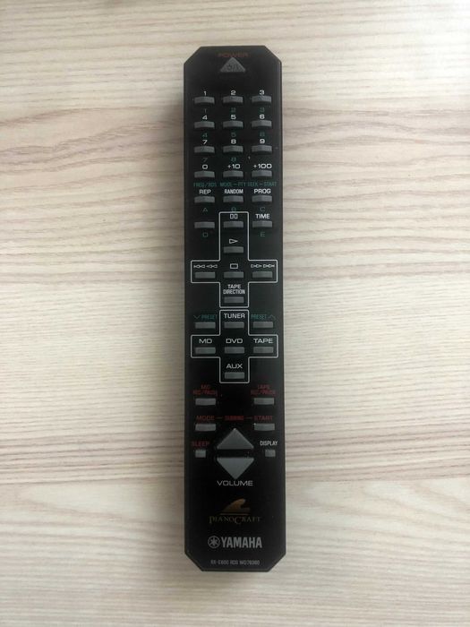 Yamaha RX E-600 Piano Craft z Czterema głośnikami