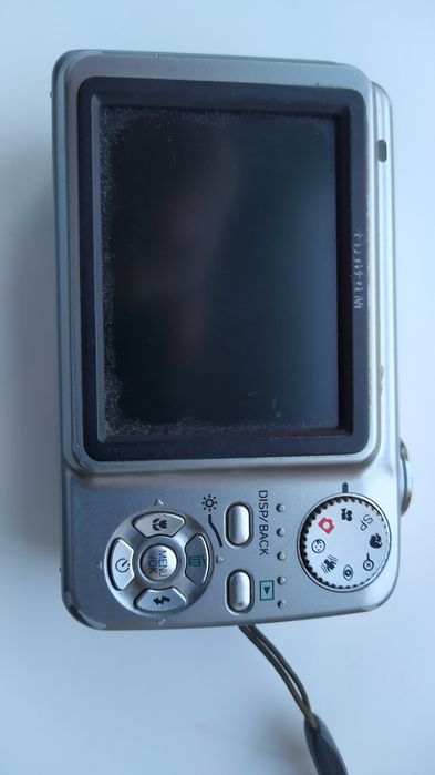 Цифровий фотоапарат Фуджї