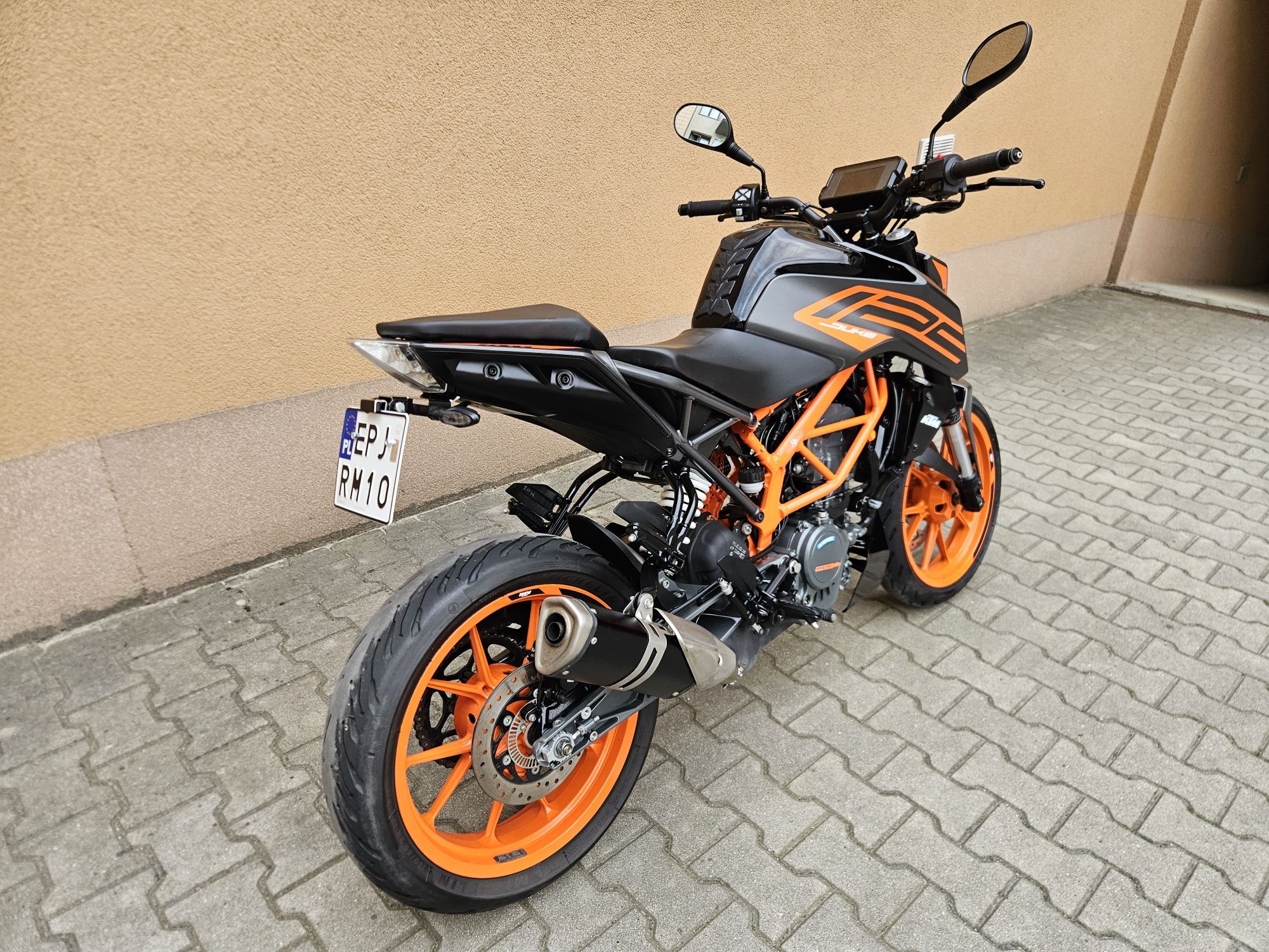 KTM Duke 125 niski przebieg 2021r super stan kat. B