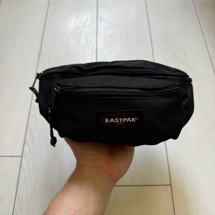 Сумка Eastpak на пояс