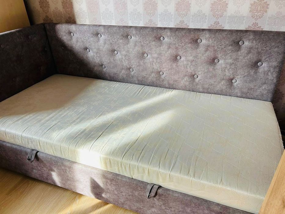 Продам ліжко (з шухлядою)